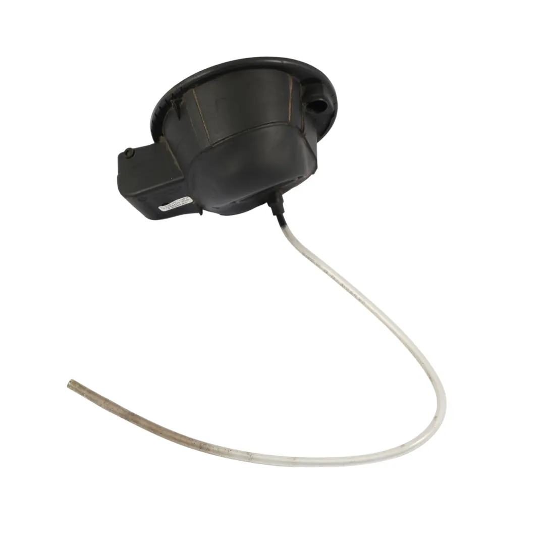 Deckel Abdeckung Schwarz für Volkswagen Polo 6R Tank mit Teilenummer 6R0809857L Volkswagen Polo 6R Tank Deckel Abdeckung Schwarz - SKU 6R0809857L-BLK - Teilenummer 6R0809857L