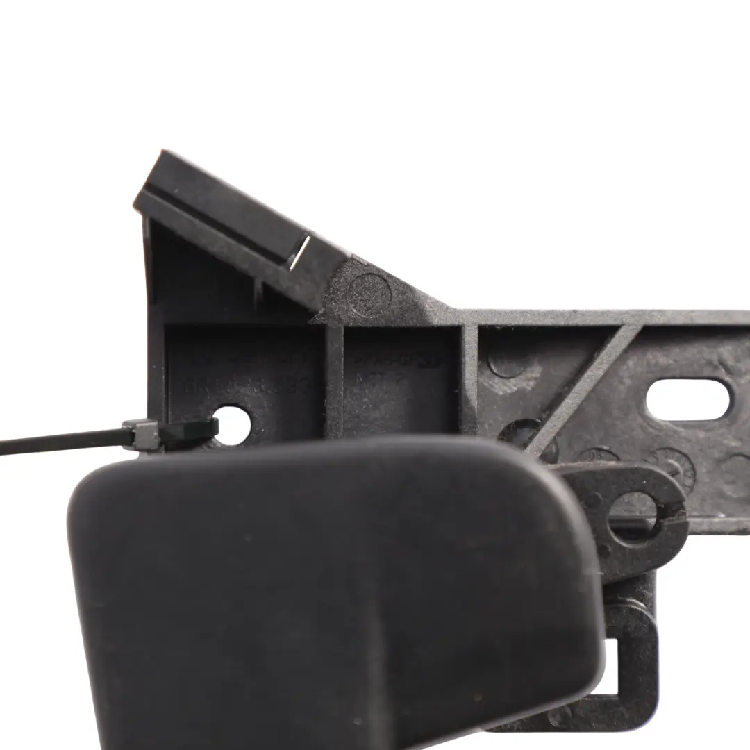 Seat Leon MK3 5F Manija Palanca Apertura Capó Interior 6R1823633 - SKU 6R1823533-1 - Número de pieza 6R1823533