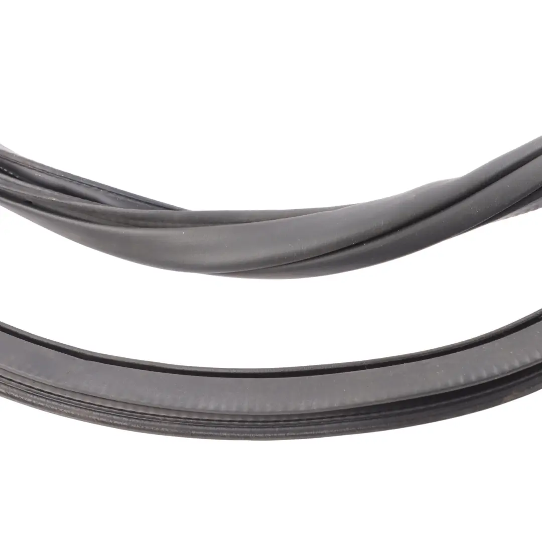 Volkswagen VW Polo 6R 5D Guarnizione Porta Posteriore Interna Destra - SKU 6R6867912C - Numero di parte 6R6867912C