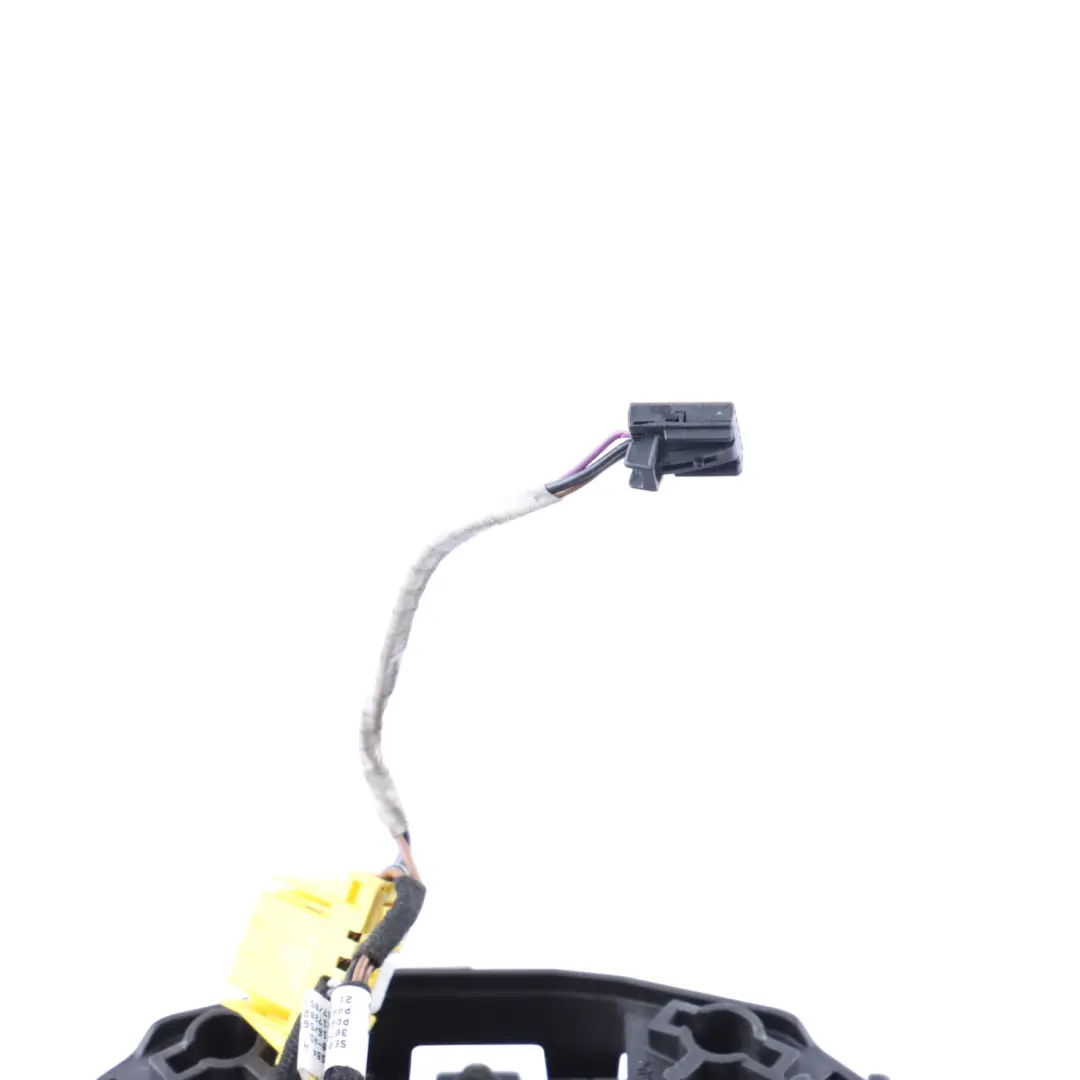 Steering Wheel Air Module Driver's Side to Skoda Octavia 5E with Part number 6V0880201R Skoda Octavia 5E Steering Wheel Air Module Driver's Side - SKU 6V0880201R - Part number 6V0880201R