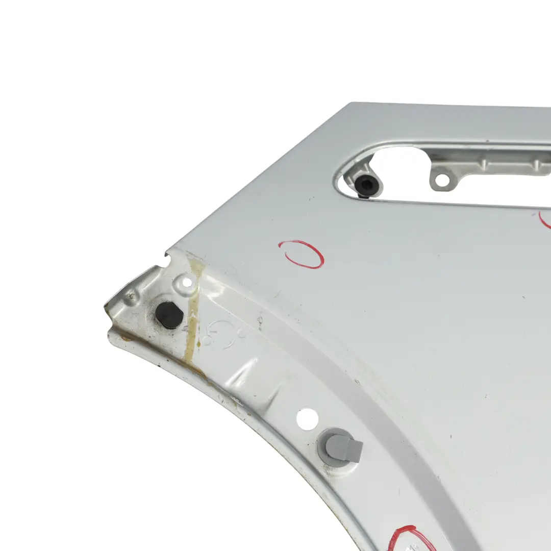Parafango Anteriore Sinistro Laterale Pure Silver - 900 per Mini R50 R52 R53 con numero di parte 7037437 Mini R50 R52 R53 Parafango Anteriore Sinistro Laterale Pure Silver - 900 - SKU 7037437-PS2 - Numero di parte 7037437