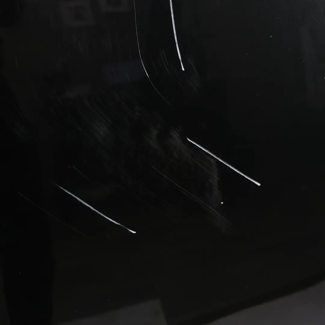 Maska Pokrywa Silnika Black Sapphire Czarny Metalik - 475 do BMW E60 E61 o numerze 7111385 BMW E60 E61 Maska Pokrywa Silnika Black Sapphire Czarny Metalik - 475 - SKU 7111385-BS1 - Numer Części 7111385