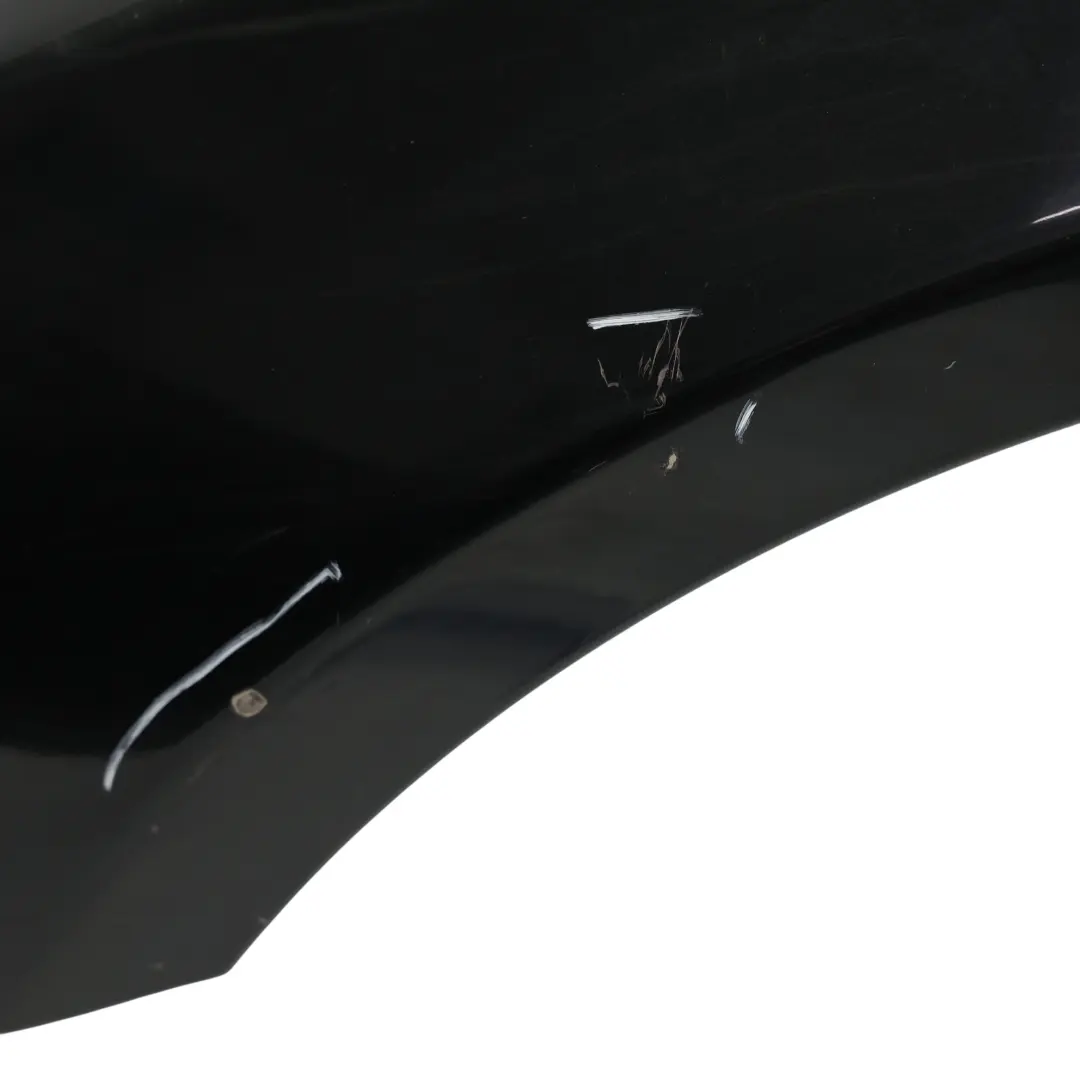 Fahrerseite Seitenwand vorne links Kotflügel Black Sapphir für BMW 5 er E60 E61 LCI mit Teilenummer 7111429 BMW 5 er E60 E61 LCI Fahrerseite Seitenwand vorne links Kotflügel Black Sapphir - SKU 7111429-BS - Teilenummer 7111429