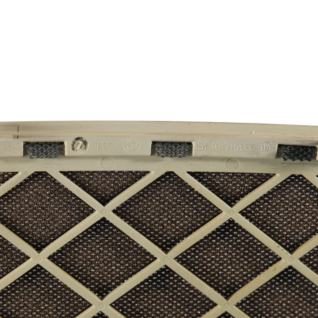 Cache Haut Parleur Vitre Arrière Tablette Colis Beige pour BMW E82 E90 à propos du numéro de pièce 7117655 BMW E82 E90 Cache Haut Parleur Vitre Arrière Tablette Colis Beige - SKU 7117655-1 - Numéro de pièce 7117655