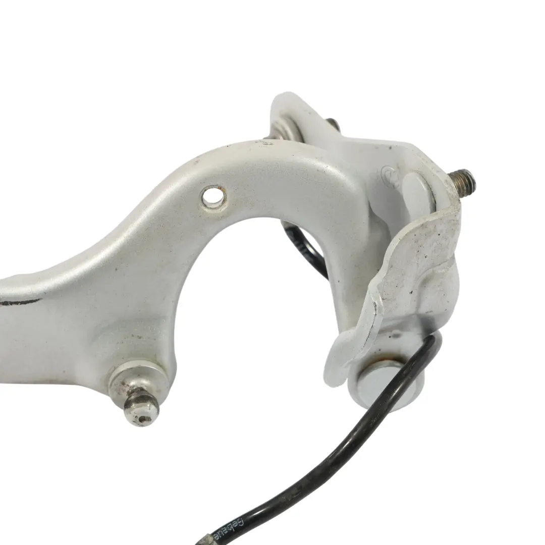 Bisagra Trasera Izquierda Portón Trasero Plata Titanio 354 7039773 para BMW E64 con número de pieza 7130869-TS BMW E64 Bisagra Trasera Izquierda Portón Trasero Plata Titanio 354 7039773 - SKU 7130869-TS - Número de pieza 7130869-TS