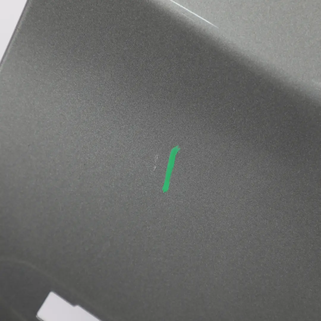 Pannello laterale anteriore destro Parafango Ala Spacegrau A52 per BMW E90 E91 con numero di parte 7135680 BMW E90 E91 Pannello laterale anteriore destro Parafango Ala Spacegrau A52 - SKU 7135680-SCG3 - Numero di parte 7135680