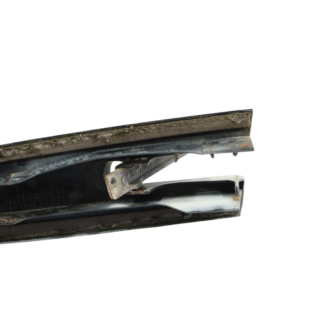 Dachscharnier Dachleiste Abdeckung Links Alpinweiss 3 - 300 für BMW F33 E93 Cabrio mit Teilenummer 7159177 BMW F33 E93 Cabrio Dachscharnier Dachleiste Abdeckung Links Alpinweiss 3 - 300 - SKU 7159177-AW - Teilenummer 7159177