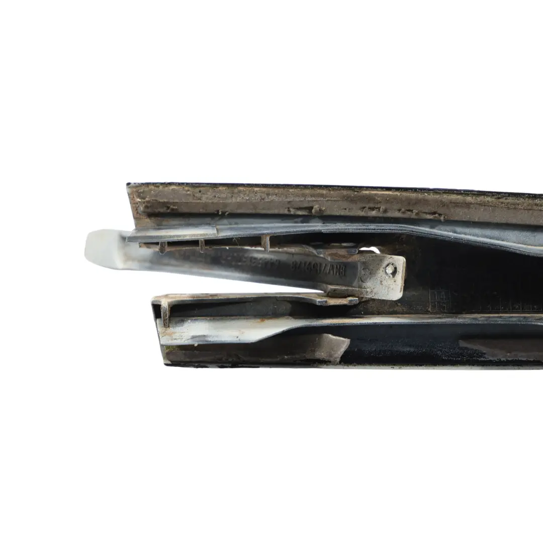 Techo Bisagra Derecha Moldura Superior Cubierta Alpinweiss 3 300 para BMW F33 E93 con número de pieza 7159178 BMW F33 E93 Techo Bisagra Derecha Moldura Superior Cubierta Alpinweiss 3 300 - SKU 7159178-AW - Número de pieza 7159178