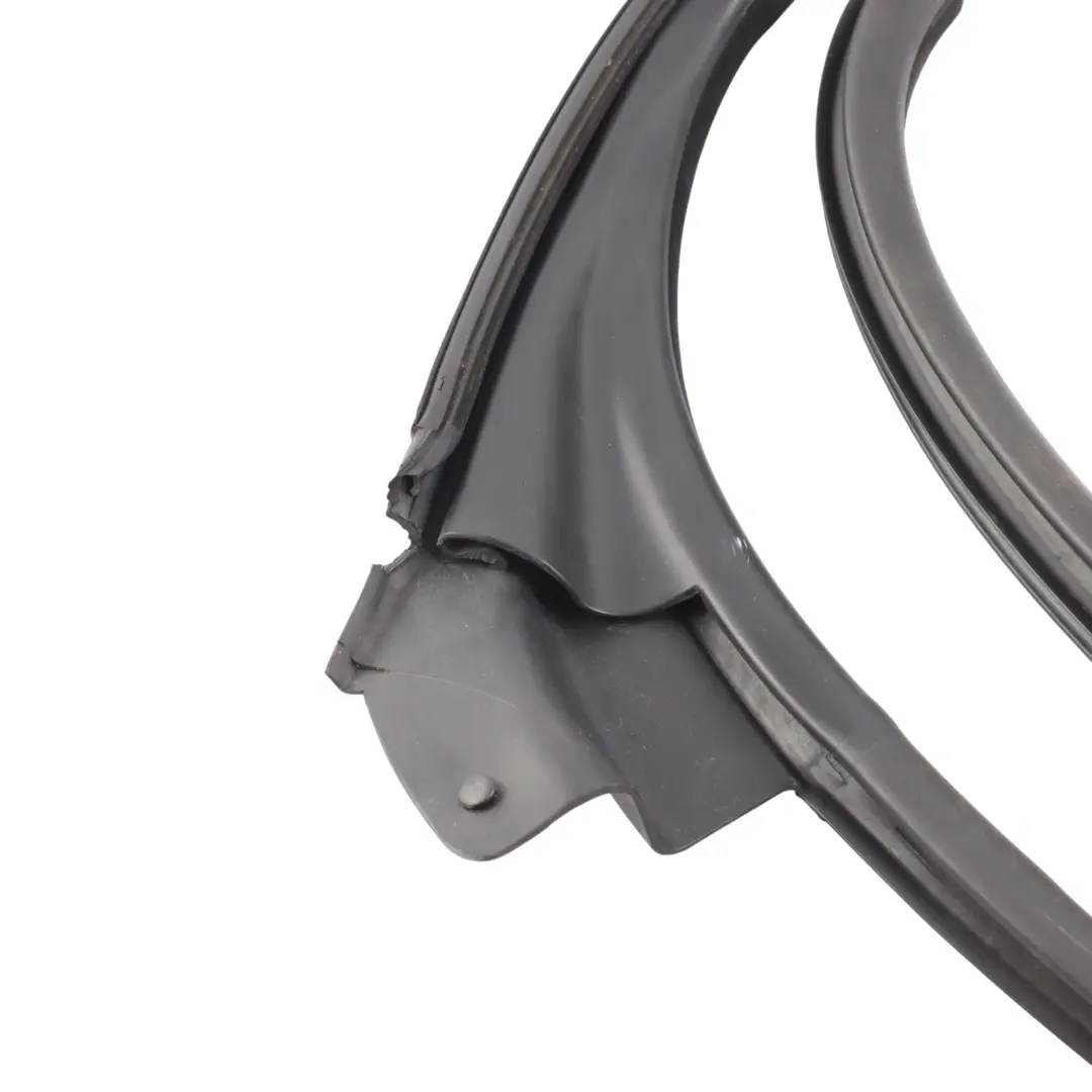 Door Seal Edge Protection Seal Gasket Front Left N/S to BMW E46 with Part number 7161687 BMW E46 Door Seal Edge Protection Seal Gasket Front Left N/S - SKU 7161687 - Part number 7161687
