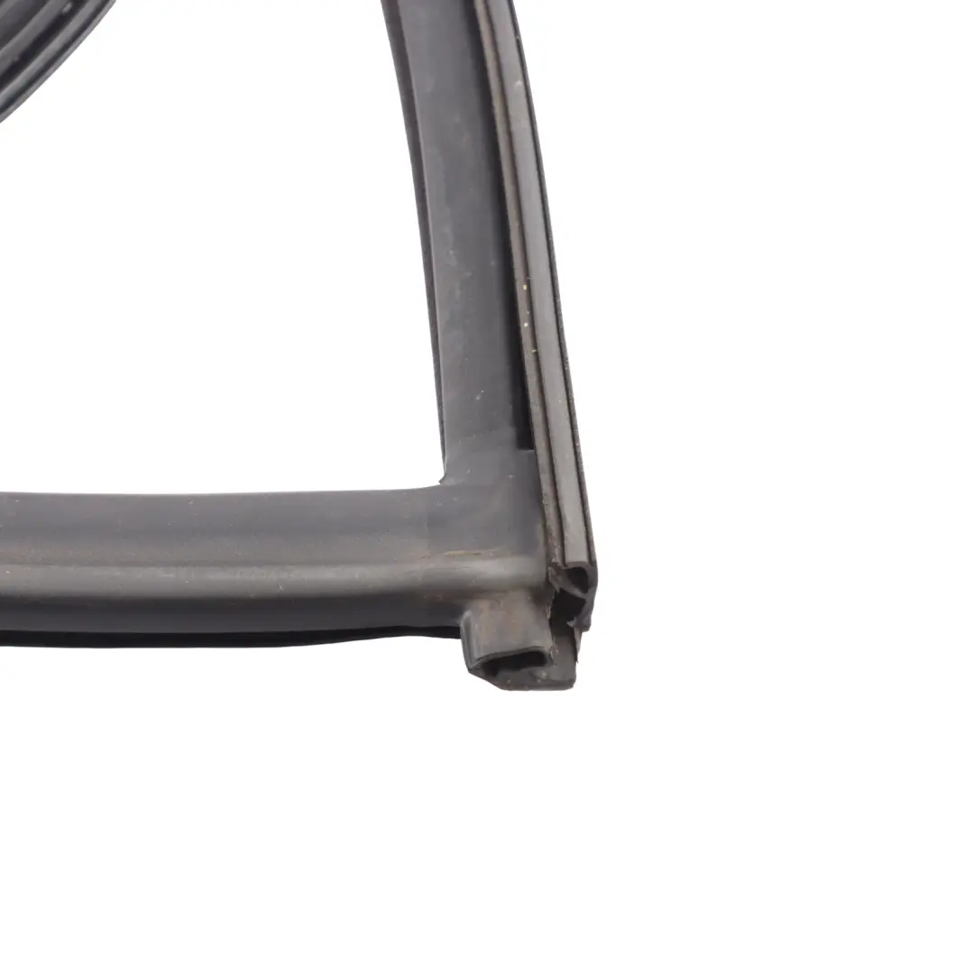 Door Seal Edge Protection Seal Gasket Front Left N/S to BMW E46 with Part number 7161687 BMW E46 Door Seal Edge Protection Seal Gasket Front Left N/S - SKU 7161687 - Part number 7161687