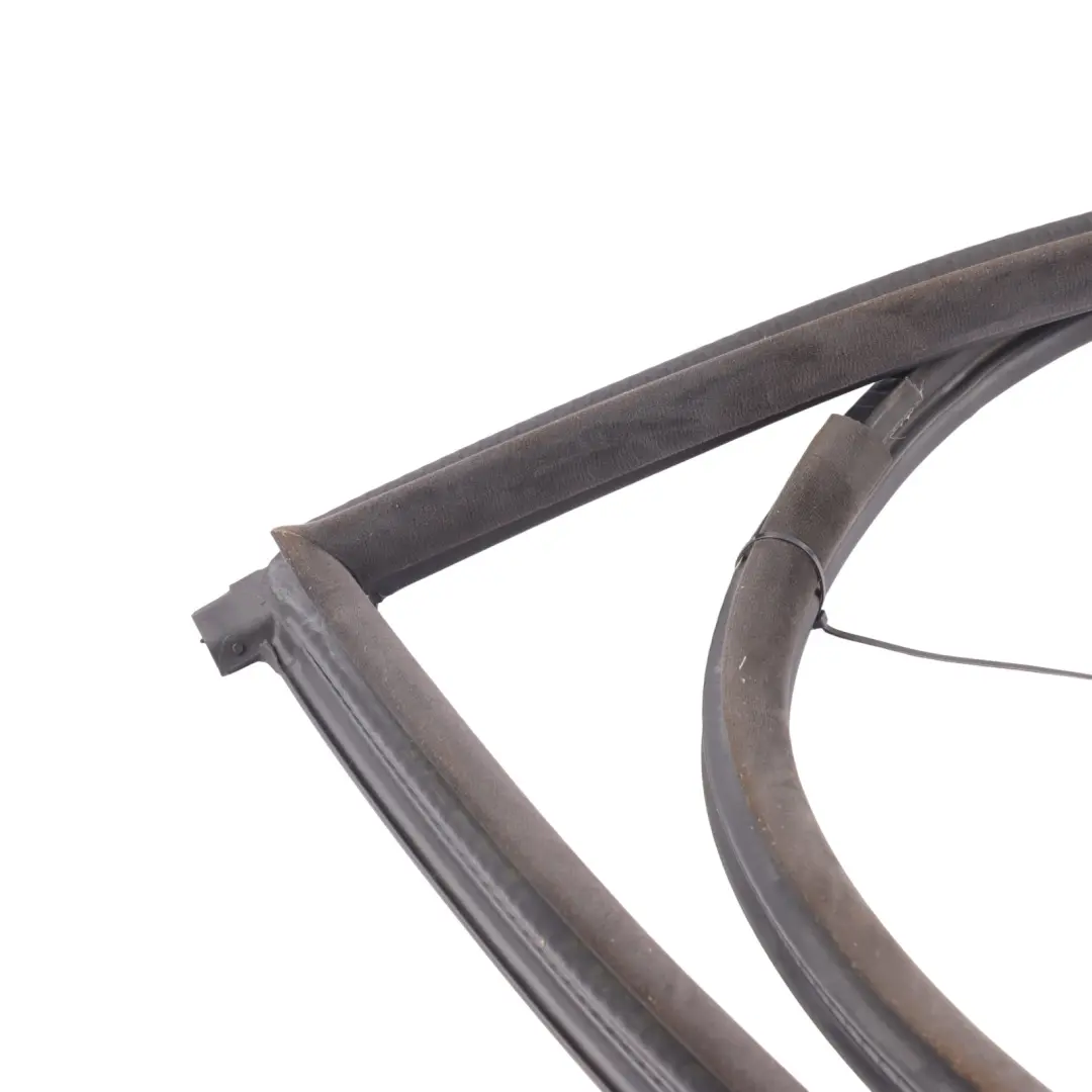 BMW E46 Door Seal Edge Protection Seal Gasket Front Left N/S - SKU 7161687 - Part number 7161687