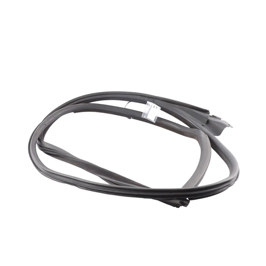 Door Seal Edge Protection Seal Gasket Front Right O/S to BMW E46 with Part number 7161688 BMW E46 Door Seal Edge Protection Seal Gasket Front Right O/S - SKU 7161688 - Part number 7161688