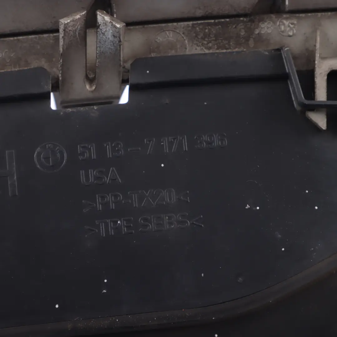 BMW X6 E71 Nerka Grilla Przedniego Srebrna Prawa - SKU 7171396-2 - Numer Części 7171396