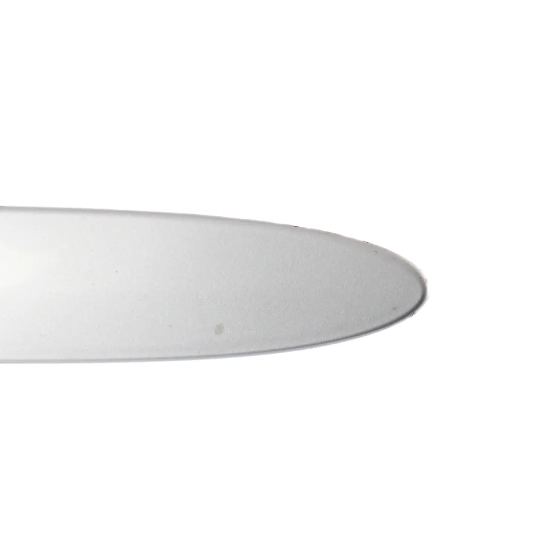 Destra Modanatura Top Pieghevole Copertura Cerniera Titan Silver 354 per BMW E93 F33 con numero di parte 7184048 BMW E93 F33 Destra Modanatura Top Pieghevole Copertura Cerniera Titan Silver 354 - SKU 7184048-TS - Numero di parte 7184048