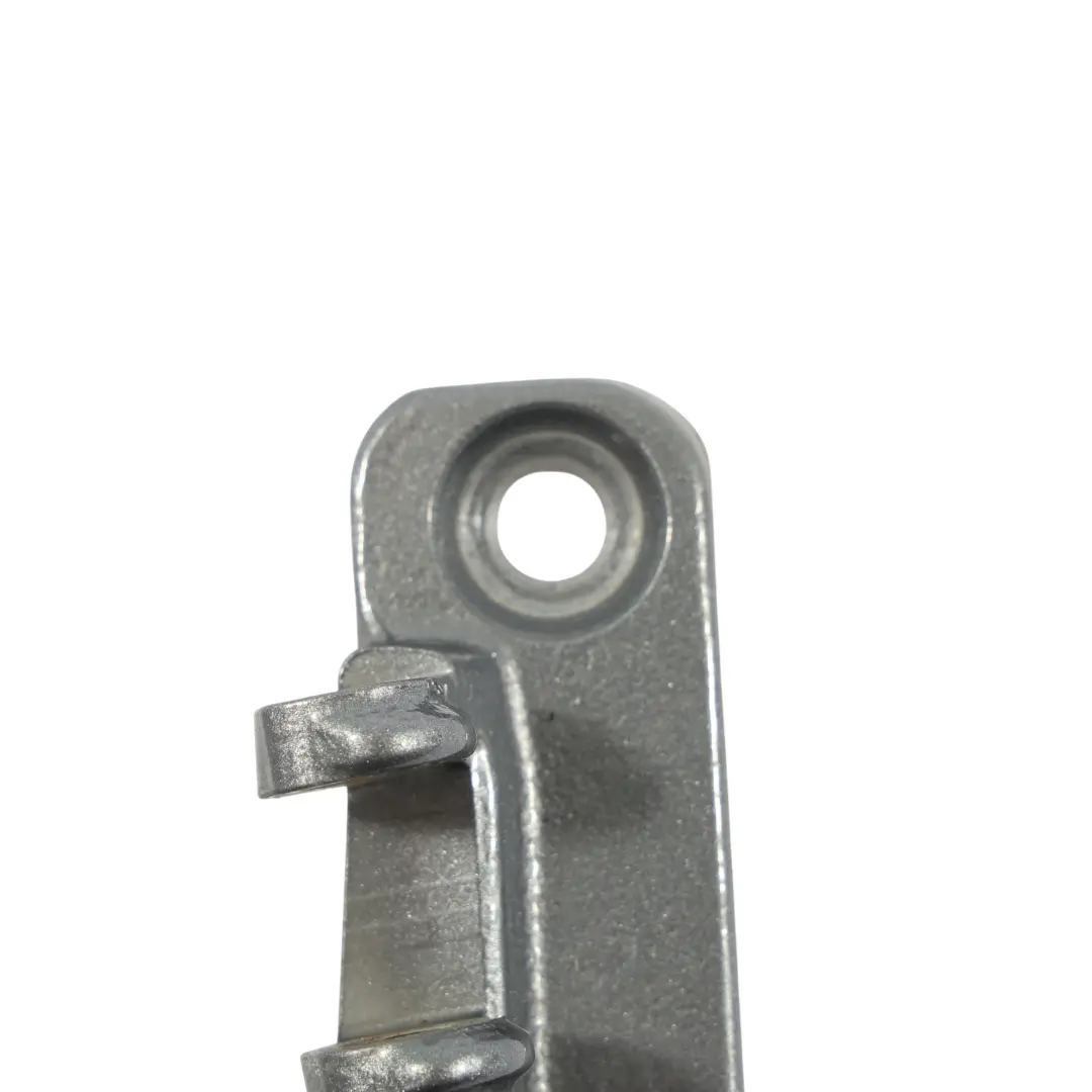 Cerniera Porta Posteriore Sinistra Inferiore Grigio A90 per BMW F01 F02 F04 con numero di parte 7203989 BMW F01 F02 F04 Cerniera Porta Posteriore Sinistra Inferiore Grigio A90 - SKU 7203989-SCG1 - Numero di parte 7203989