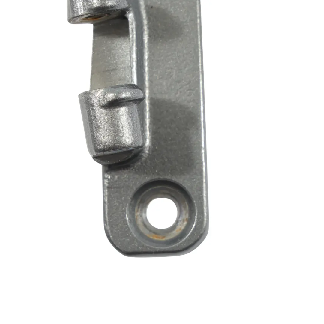 Cerniera Porta Posteriore Sinistra Inferiore Grigio A90 per BMW F01 F02 F04 con numero di parte 7203989 BMW F01 F02 F04 Cerniera Porta Posteriore Sinistra Inferiore Grigio A90 - SKU 7203989-SCG1 - Numero di parte 7203989