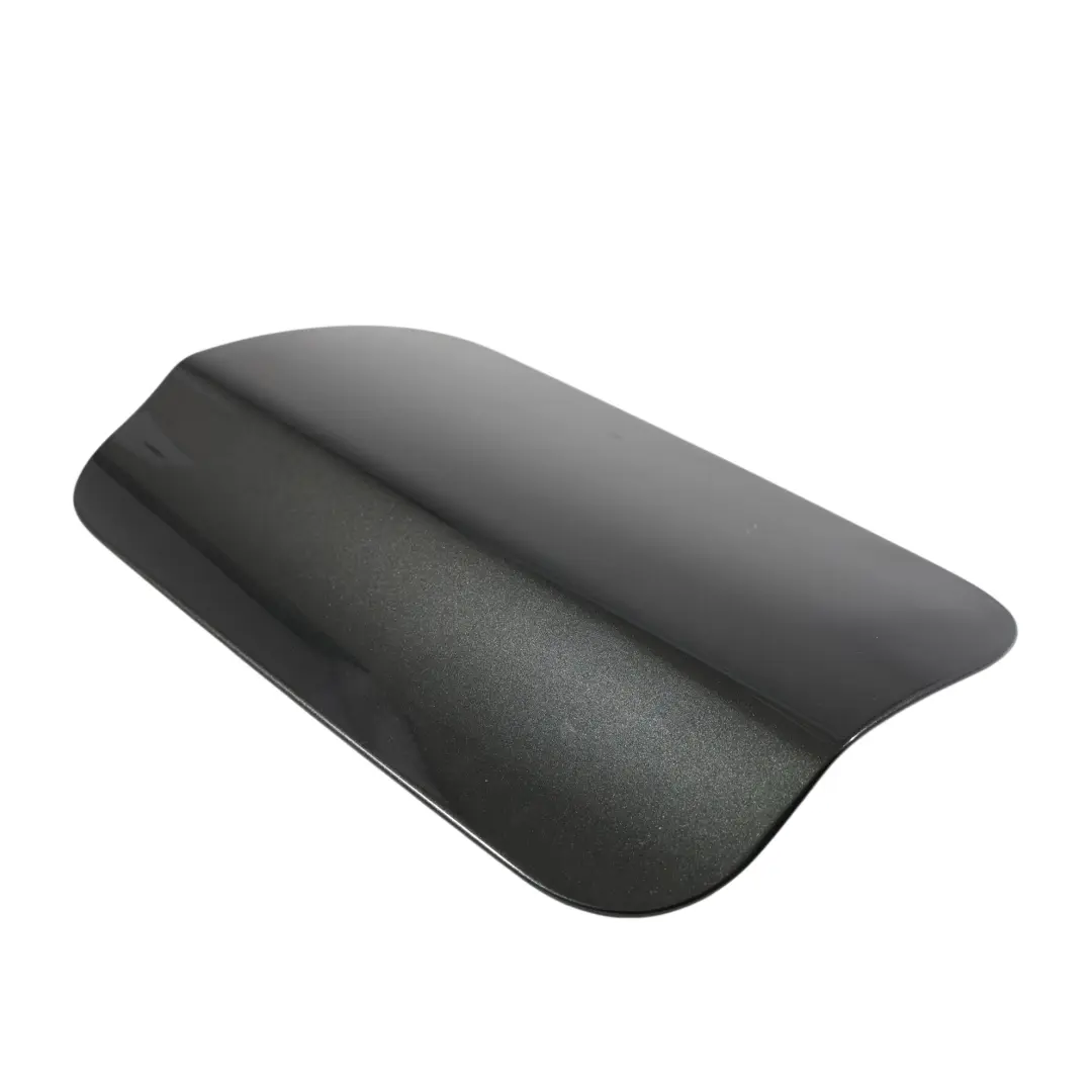 F11N LCI Klapka Wlewu Paliwa Carbonschwarz Sophisto Grey B90 do BMW F11 o numerze 7206566 BMW F11 F11N LCI Klapka Wlewu Paliwa Carbonschwarz Sophisto Grey B90 - SKU 7206566-SBR - Numer Części 7206566