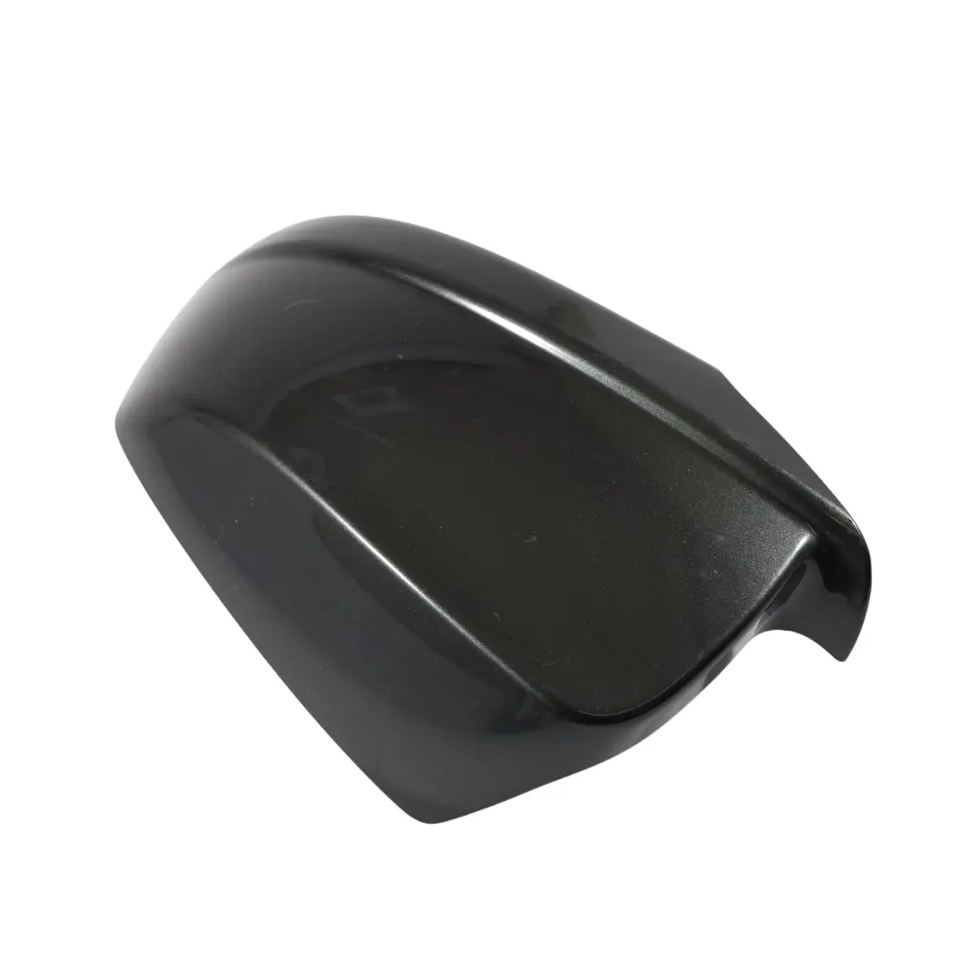 Osłona Lusterka Lewy Przód Szara Sophisto Grey - B90 7216369 do BMW F10 F11 o numerze 7216369-SBR BMW F10 F11 Osłona Lusterka Lewy Przód Szara Sophisto Grey - B90 7216369 - SKU 7216369-SBR - Numer Części 7216369-SBR