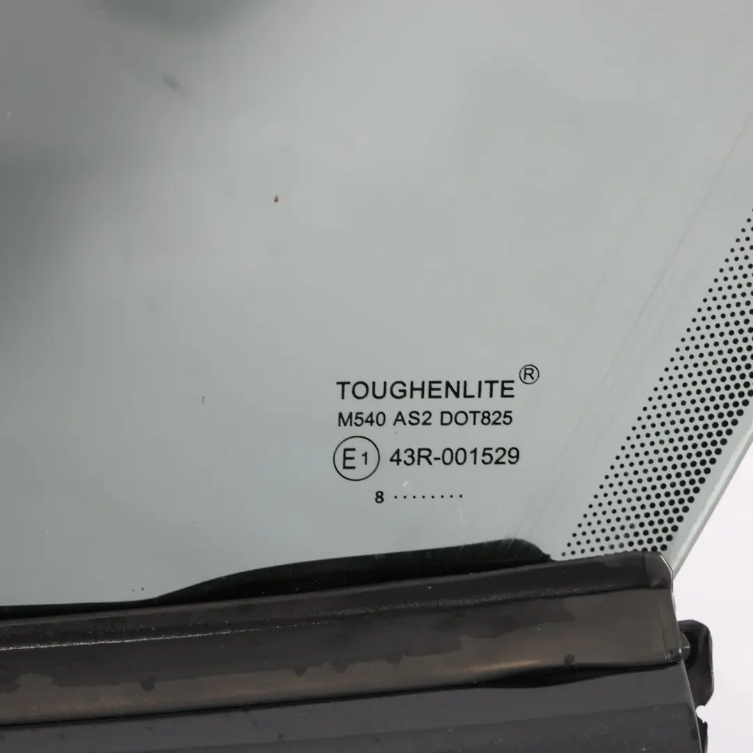 Gauche Noir Saphir Métallique - 475 pour BMW Z4 E89 Porte Avant à propos du numéro de pièce 7225135 BMW Z4 E89 Porte Avant Gauche Noir Saphir Métallique - 475 - SKU 7225135-BS - Numéro de pièce 7225135
