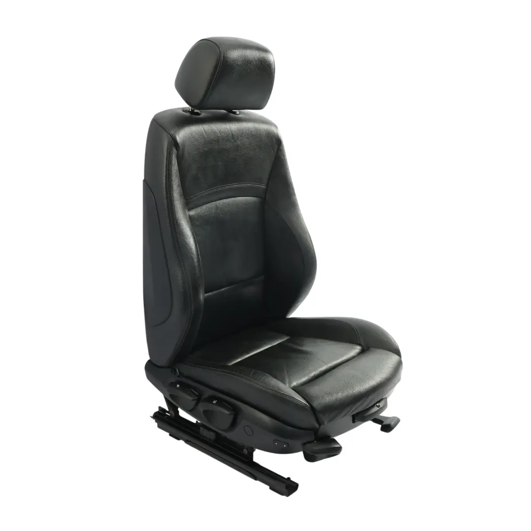 Sedile Anteriore Sportivo Destro Riscaldato Pelle Nera Dakota per BMW E90 E91 LCI con numero di parte 7246858 BMW E90 E91 LCI Sedile Anteriore Sportivo Destro Riscaldato Pelle Nera Dakota - SKU 7246858-4 - Numero di parte 7246858