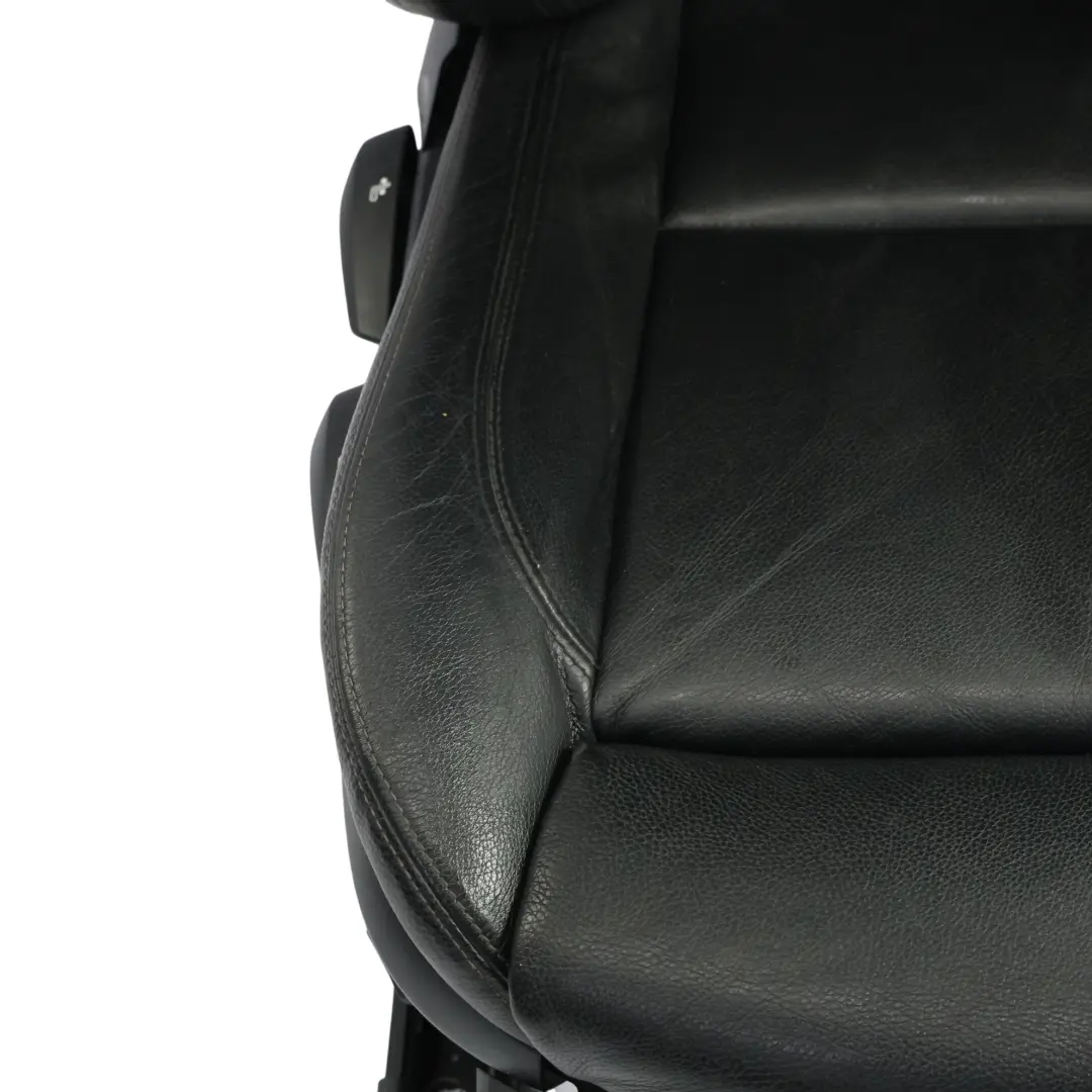 Sedile Anteriore Sportivo Destro Riscaldato Pelle Nera Dakota per BMW E90 E91 LCI con numero di parte 7246858 BMW E90 E91 LCI Sedile Anteriore Sportivo Destro Riscaldato Pelle Nera Dakota - SKU 7246858-4 - Numero di parte 7246858