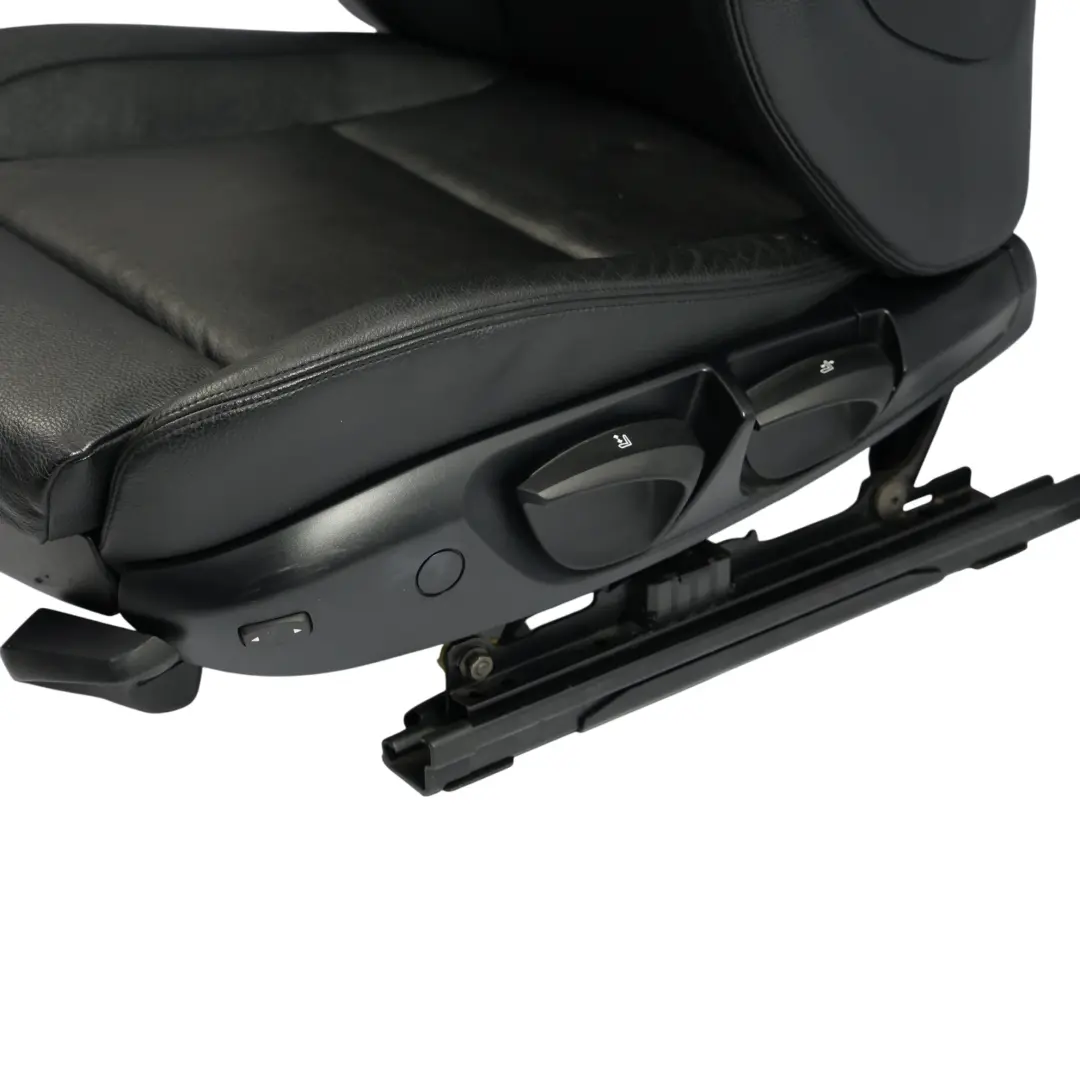 Siège Avant Gauche M Sport Chauffant En Cuir Noir Boston pour BMW E81 E82 à propos du numéro de pièce 7247319 BMW E81 E82 Siège Avant Gauche M Sport Chauffant En Cuir Noir Boston - SKU 7247319-4 - Numéro de pièce 7247319