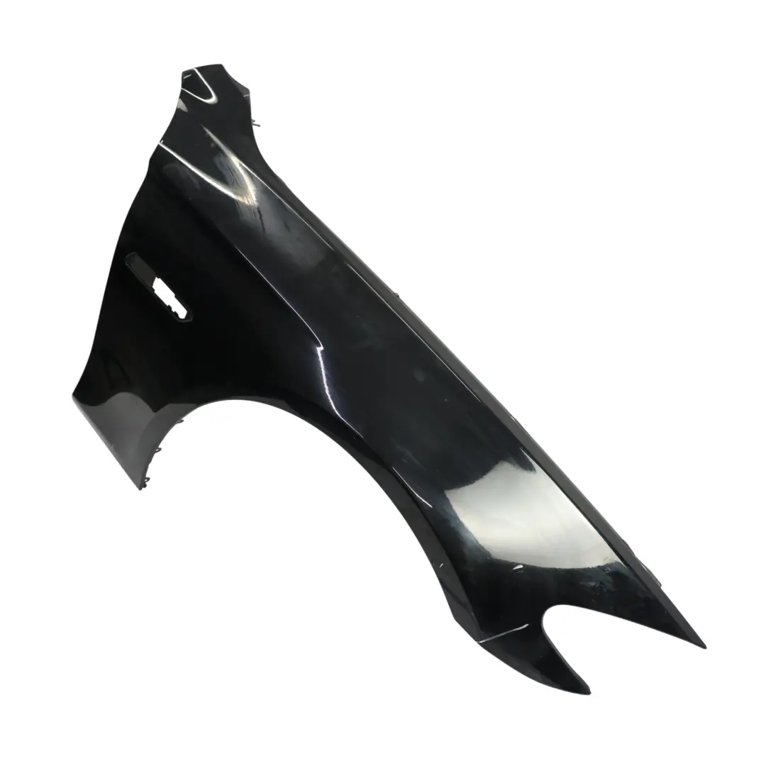 Guardabarros Delantero Derecho Panel Lateral Schwarz 2 Negro - 668 para BMW F10 F11 con número de pieza 7248660-SCH1 BMW F10 F11 Guardabarros Delantero Derecho Panel Lateral Schwarz 2 Negro - 668 - SKU 7248660-SCH1 - Número de pieza 7248660-SCH1