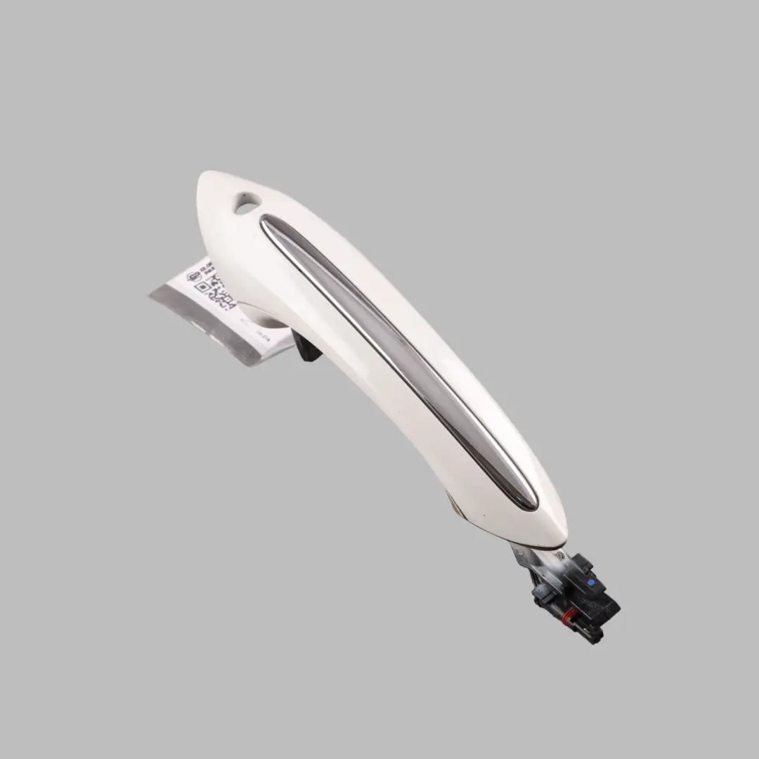 Outer Door Handle Front Right O/S Alpinweiss 3 - 300 to BMW F01 F02 F12 F13 with Part number 7249978 BMW F01 F02 F12 F13 Outer Door Handle Front Right O/S Alpinweiss 3 - 300 - SKU RHD-7249978-AW - Part number 7249978