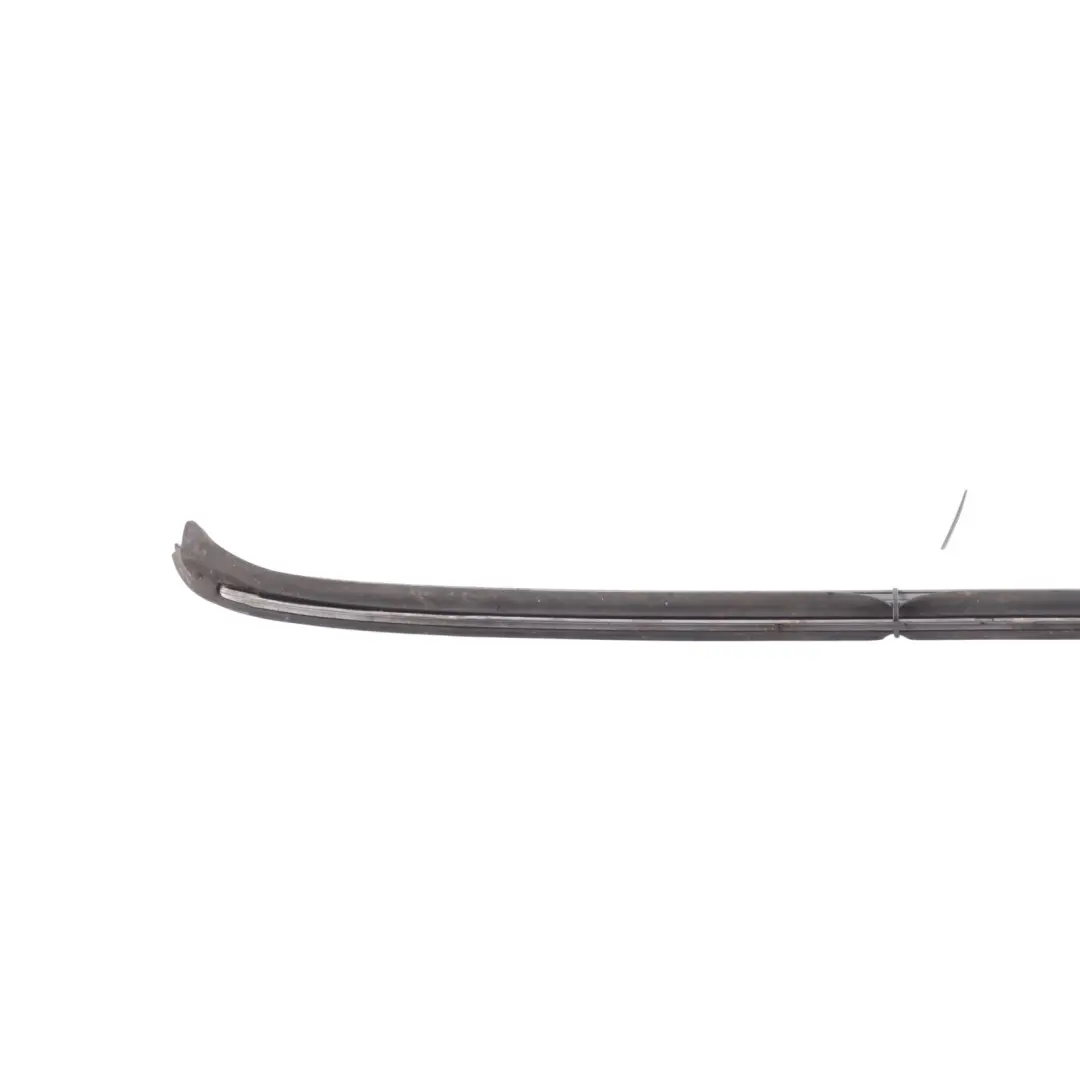 Modanatura Parabrezza Anteriore Destra Grigio Space - A52 per BMW X5 E70 con numero di parte 7250396 BMW X5 E70 Modanatura Parabrezza Anteriore Destra Grigio Space - A52 - SKU 7250396-SCG - Numero di parte 7250396
