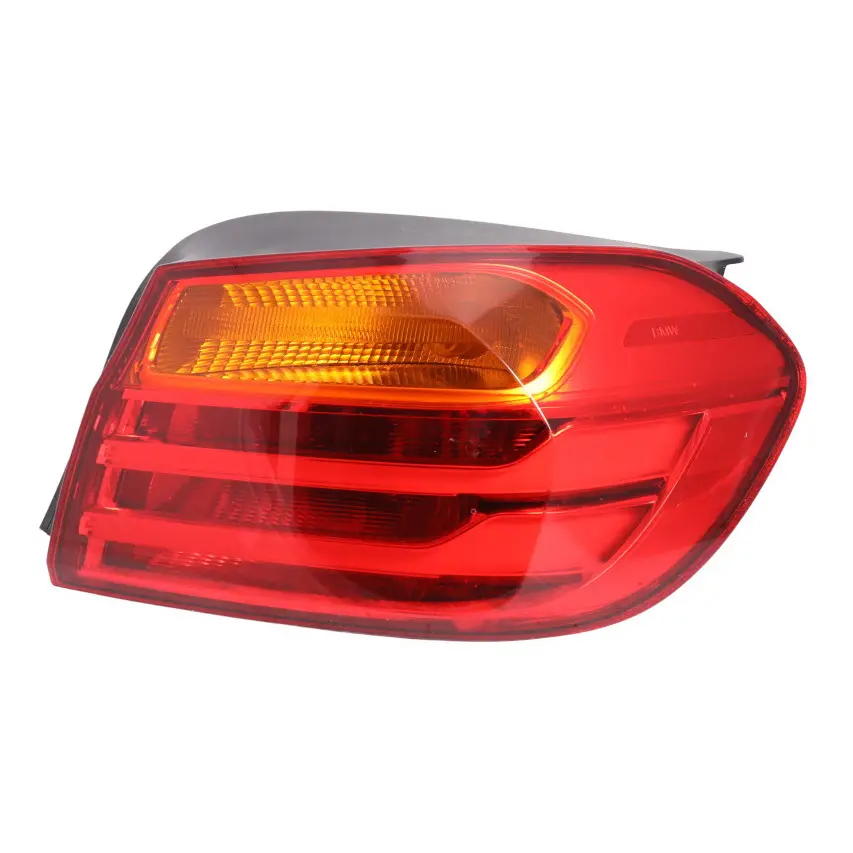 BMW F32 F33 F36 F82 M4 Rear Light In The Side Panel Right O/S Lamp 7296098
