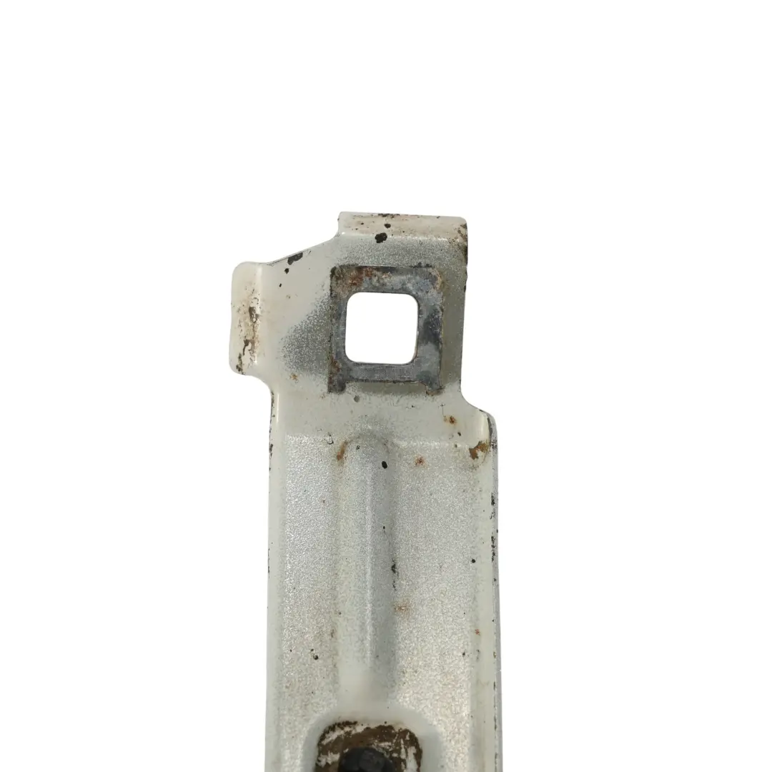 Pannello Anteriore Destro Supporto Staffa Montaggio Alpinweiss 3 300 per BMW F30 F32 con numero di parte 7298038 BMW F30 F32 Pannello Anteriore Destro Supporto Staffa Montaggio Alpinweiss 3 300 - SKU 7298038-AW - Numero di parte 7298038