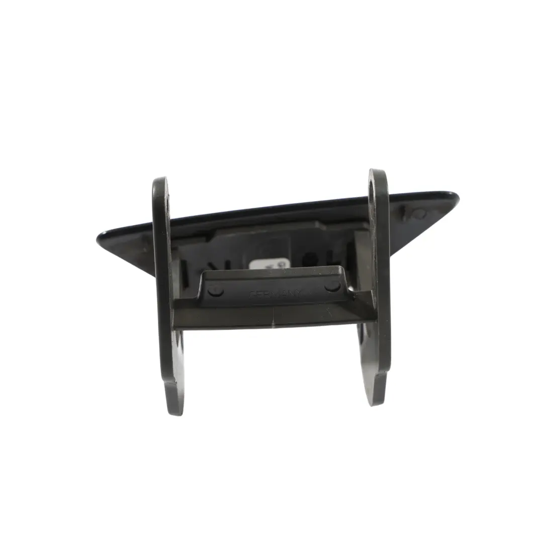 Lavafaros Boquilla Tapa Izquierda Imperial Sophistograu A90 para BMW F10 F11 con número de pieza 7331746 BMW F10 F11 Lavafaros Boquilla Tapa Izquierda Imperial Sophistograu A90 - SKU 7331746-SOP - Número de pieza 7331746