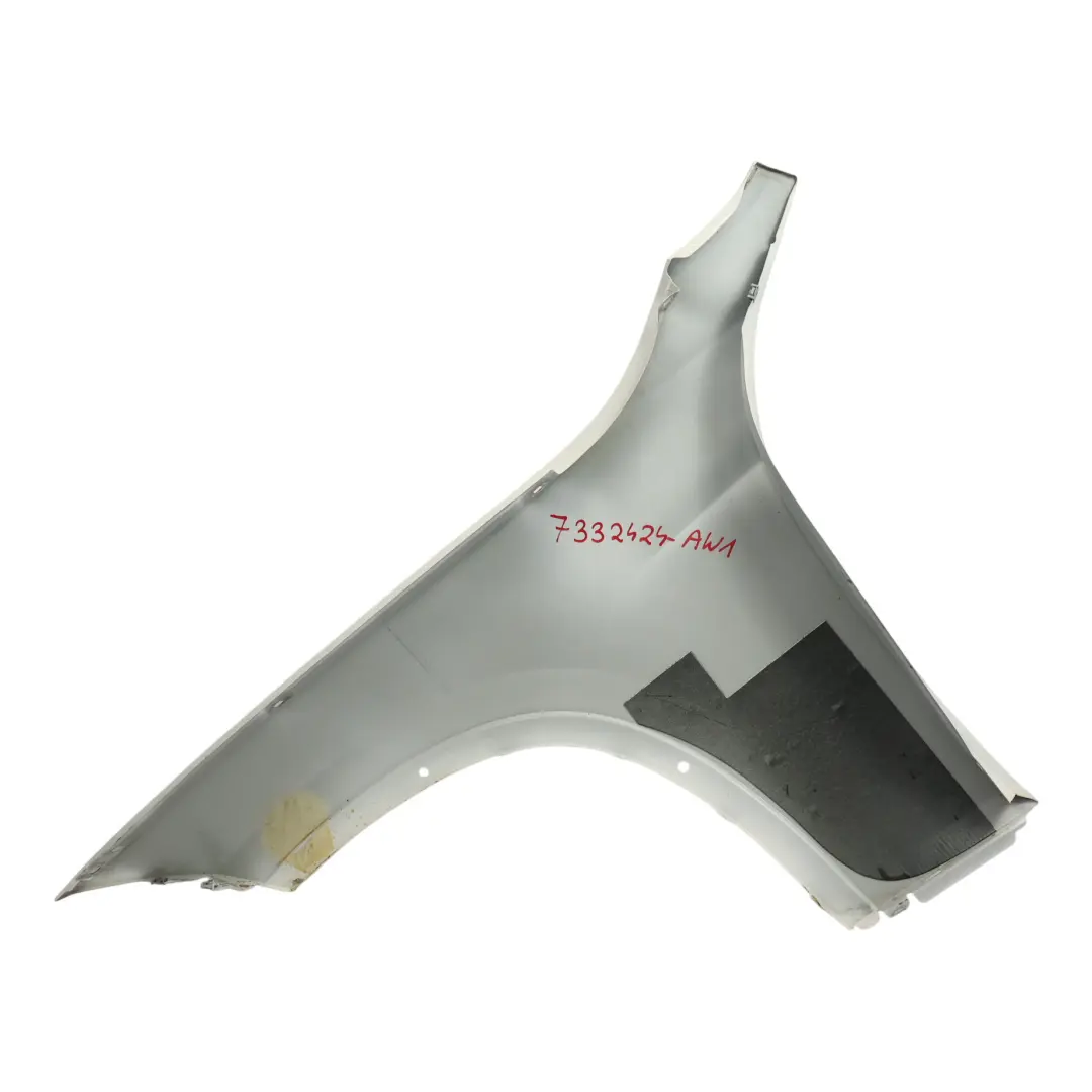 Side Wing Panel Front Right O/S Fender Alpinweiss Alpine White - 300 to BMW X1 E84 with Part number 7332424 BMW X1 E84 Side Wing Panel Front Right O/S Fender Alpinweiss Alpine White - 300 - SKU 7332424-AW1 - Part number 7332424