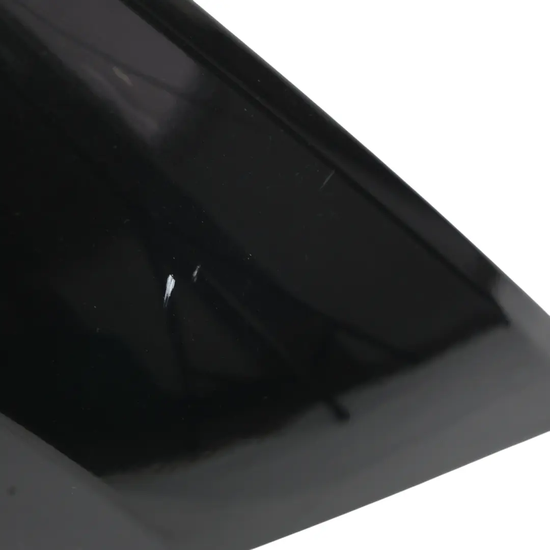 Aile Latérale Avant Droite Aile Black Sapphire Metallic Noir - 475 pour BMW X1 E84 à propos du numéro de pièce 7332424 BMW X1 E84 Aile Latérale Avant Droite Aile Black Sapphire Metallic Noir - 475 - SKU 7332424-BS1 - Numéro de pièce 7332424