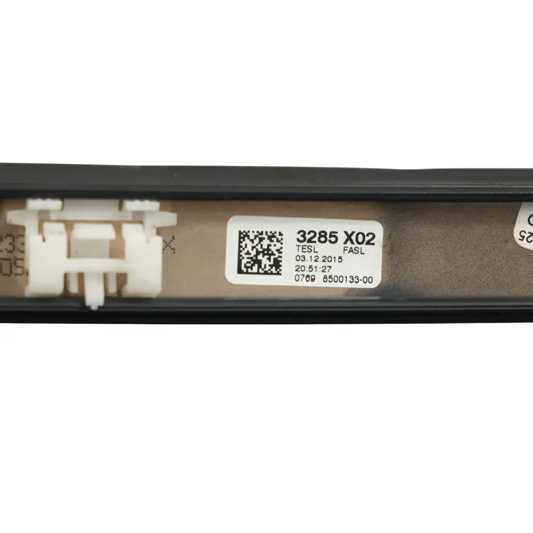 Moldura De Baca Izquierda Citrin Negro Metálico - X02 7285925 para BMW F32 con número de pieza 7341891 BMW F32 Moldura De Baca Izquierda Citrin Negro Metálico - X02 7285925 - SKU 7341891-CIT - Número de pieza 7341891