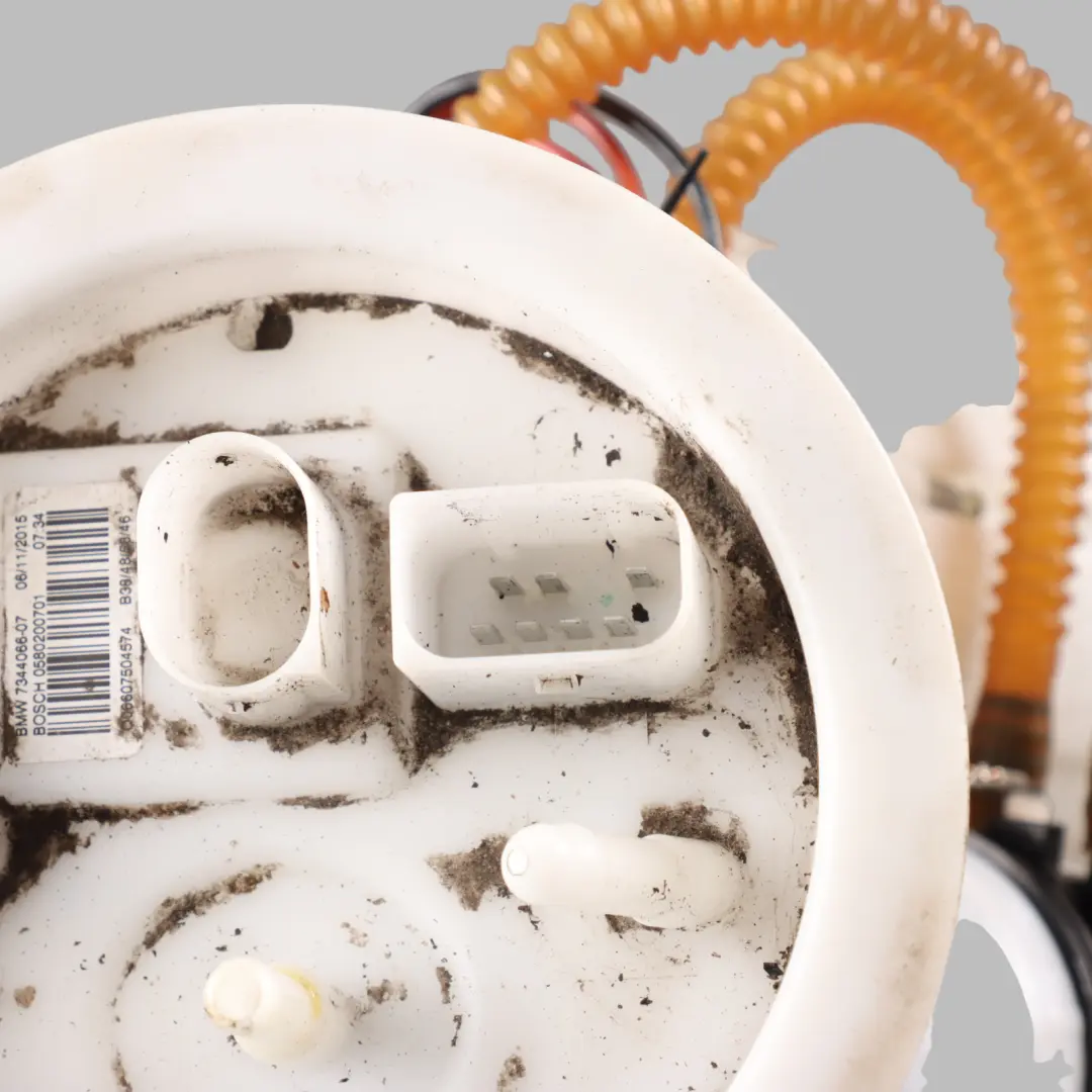 BMW F20 F21 F30 LCI Módulo De Alimentación De La Bomba De Combustible - SKU 7344066 - Número de pieza 7344066