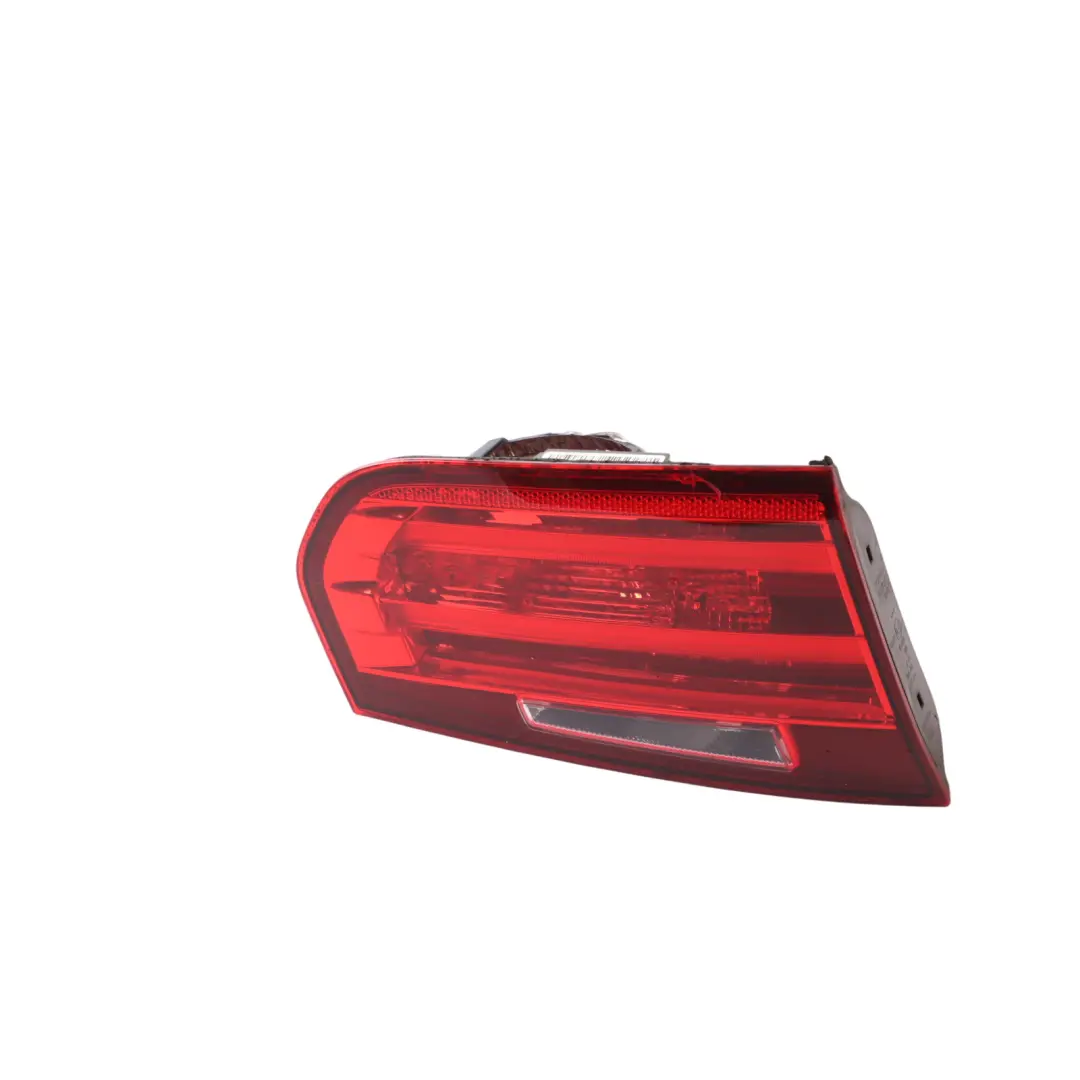 Feu De Coffre Arrière Gauche BMW F30 F31 F80 M3 pour à propos du numéro de pièce 7372793 Feu De Coffre Arrière Gauche BMW F30 F31 F80 M3 - SKU 7372793-1 - Numéro de pièce 7372793
