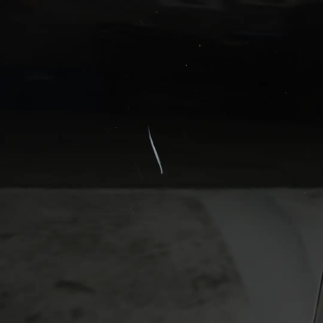 Puerta Trasera Derecha Black Sapphire Negro Metalizado - 475 para BMW X6 F16 con número de pieza 7386744 BMW X6 F16 Puerta Trasera Derecha Black Sapphire Negro Metalizado - 475 - SKU 7386744-BS - Número de pieza 7386744