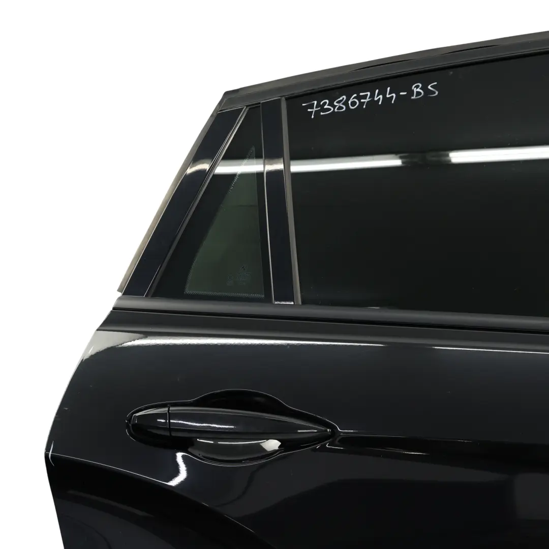 Puerta Trasera Derecha Black Sapphire Negro Metalizado - 475 para BMW X6 F16 con número de pieza 7386744 BMW X6 F16 Puerta Trasera Derecha Black Sapphire Negro Metalizado - 475 - SKU 7386744-BS - Número de pieza 7386744