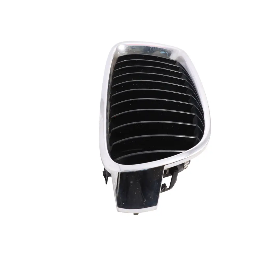 Grille Calandre Avant Droite Chrome pour BMW F30 à propos du numéro de pièce 7405836 BMW F30 Grille Calandre Avant Droite Chrome - SKU 7405836 - Numéro de pièce 7405836