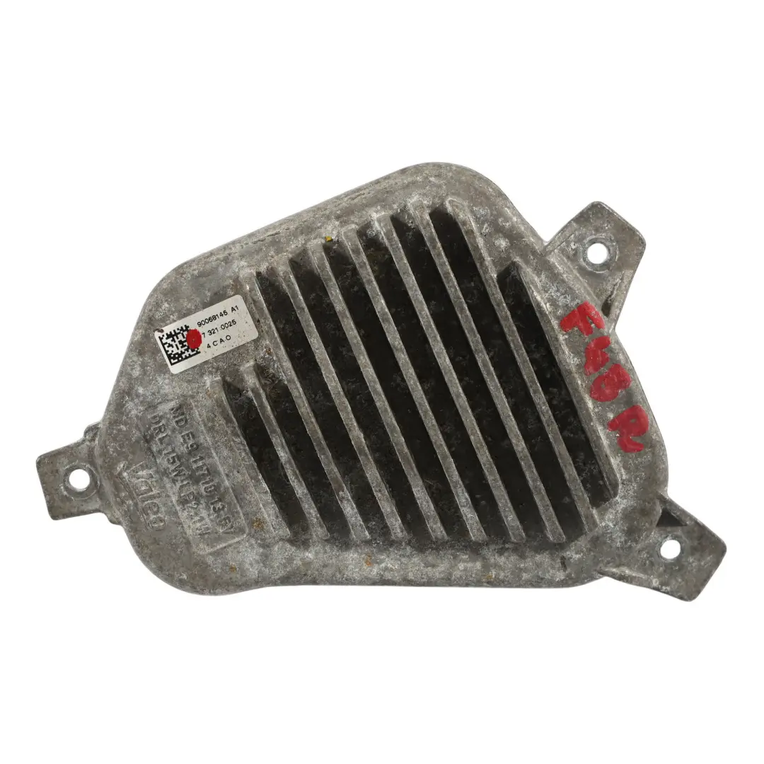 Moduł Sterownik Świateł Dziennych Prawy Przód 90068145 do BMW X1 F48 o numerze 7428792 BMW X1 F48 Moduł Sterownik Świateł Dziennych Prawy Przód 90068145 - SKU 7428792-2 - Numer Części 7428792