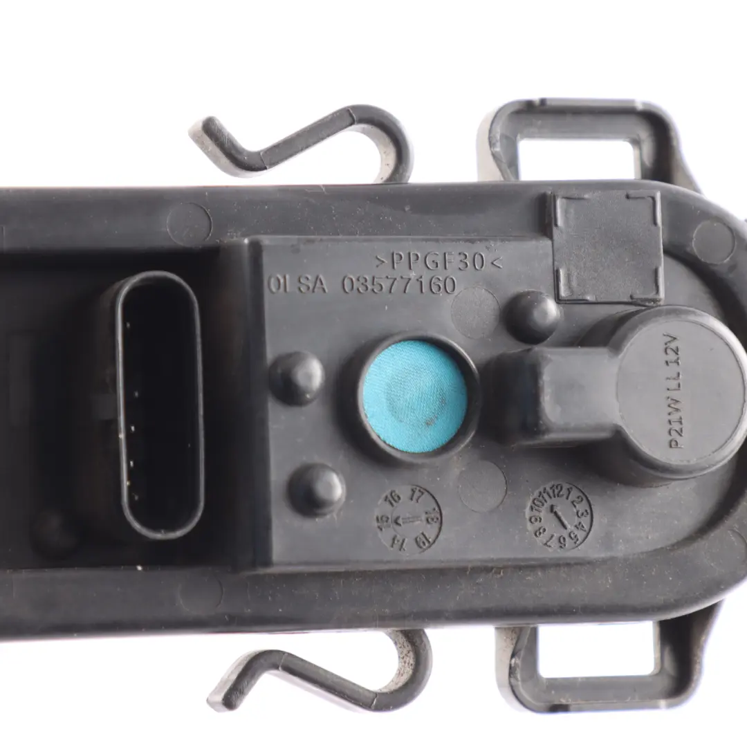 BMW X1 er F48 Lampenträger Heckleuchte Seitenwand Hinten Links / Rechts 745640 - SKU 7456407 - Teilenummer 7456407