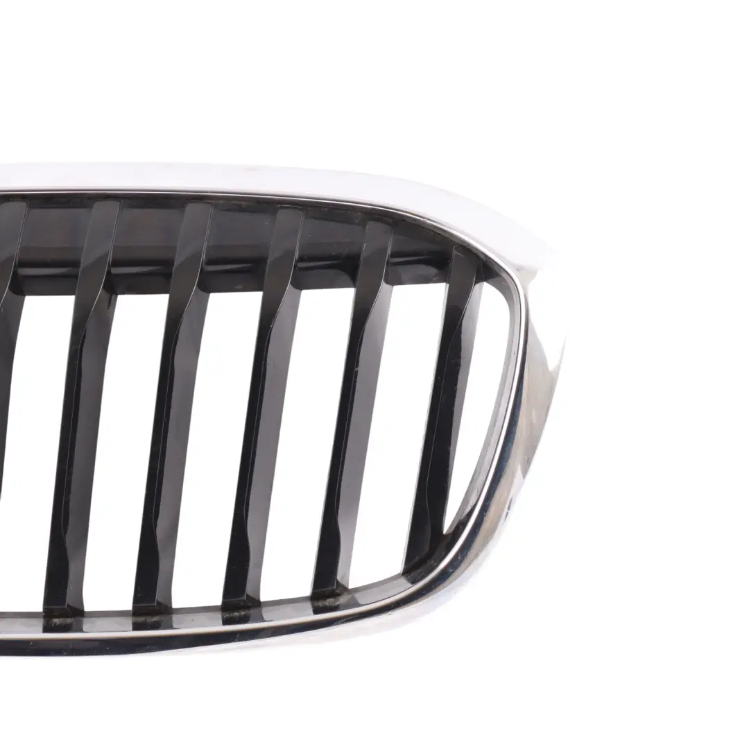 Front Bumper Grille Kidney Trim Panel Right O/S to BMW F45 F46 LCI with Part number 7467458 BMW F45 F46 LCI Front Bumper Grille Kidney Trim Panel Right O/S - SKU 7467458 - Part number 7467458