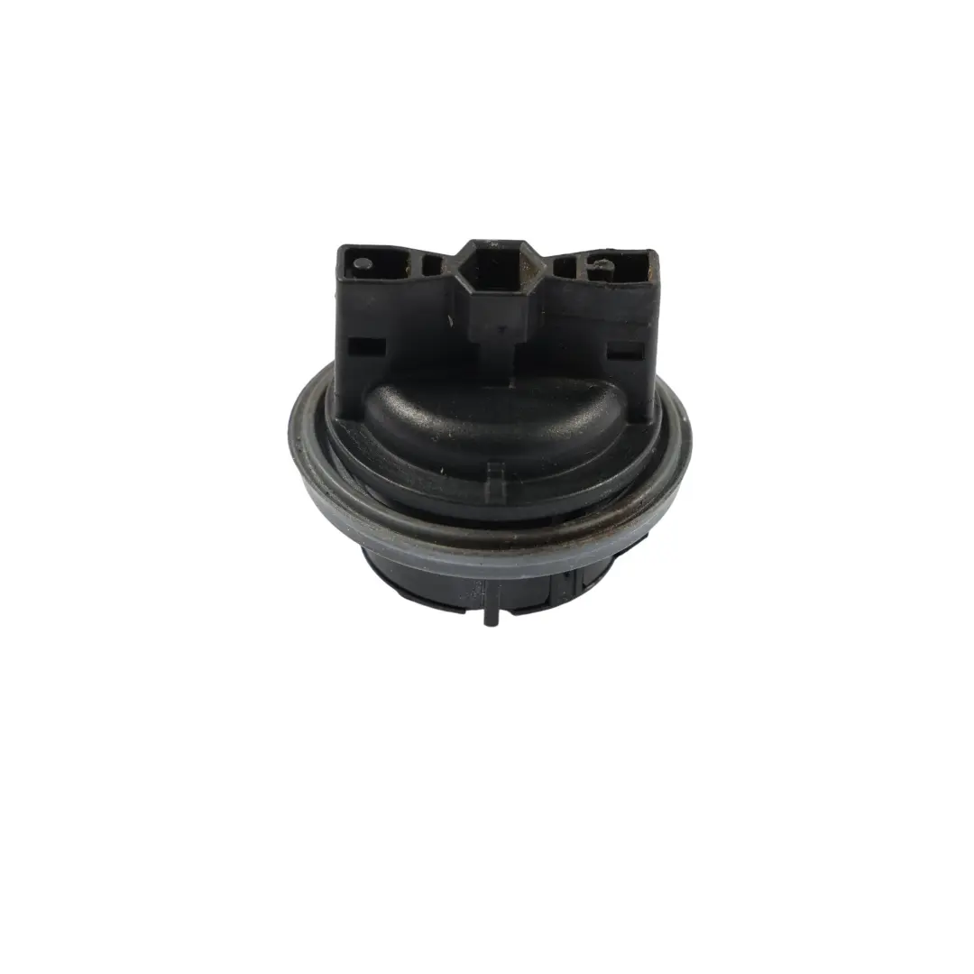 BMW F22 F23 LCI F87 M2 LCI Rück Licht Glüh Birnenfassung Links Rechts - SKU 7489381 - Teilenummer 7489381