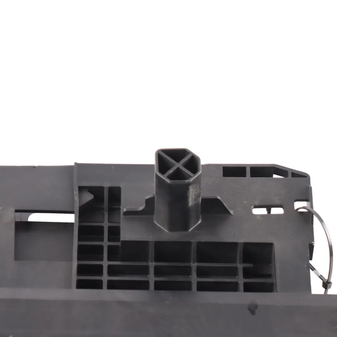 N20 Radiator Mount Bracket Carrier Support Left N/S to BMW F07 LCI F10 F11 with Part number 7618771 BMW F07 LCI F10 F11 N20 Radiator Mount Bracket Carrier Support Left N/S - SKU 7618771 - Part number 7618771