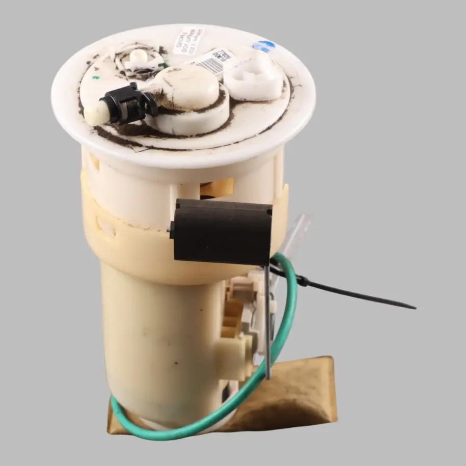 Mk1 Fuel Tank Pump Sender Unit Petrol In Tank to Toyota Yaris with Part number 770200D010 Toyota Yaris Mk1 Fuel Tank Pump Sender Unit Petrol In Tank - SKU 770200D010 - Part number 770200D010
