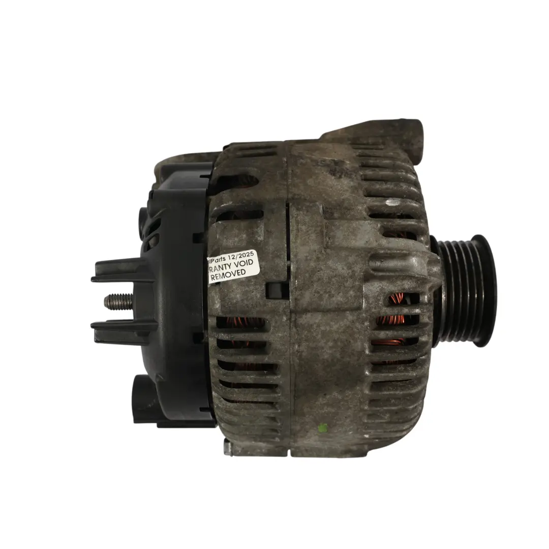Alternator Valeo 170A do BMW E60 E61 E63 E64 E65 E90 o numerze 7799204 BMW E60 E61 E63 E64 E65 E90 Alternator Valeo 170A - SKU 7799204 - Numer Części 7799204