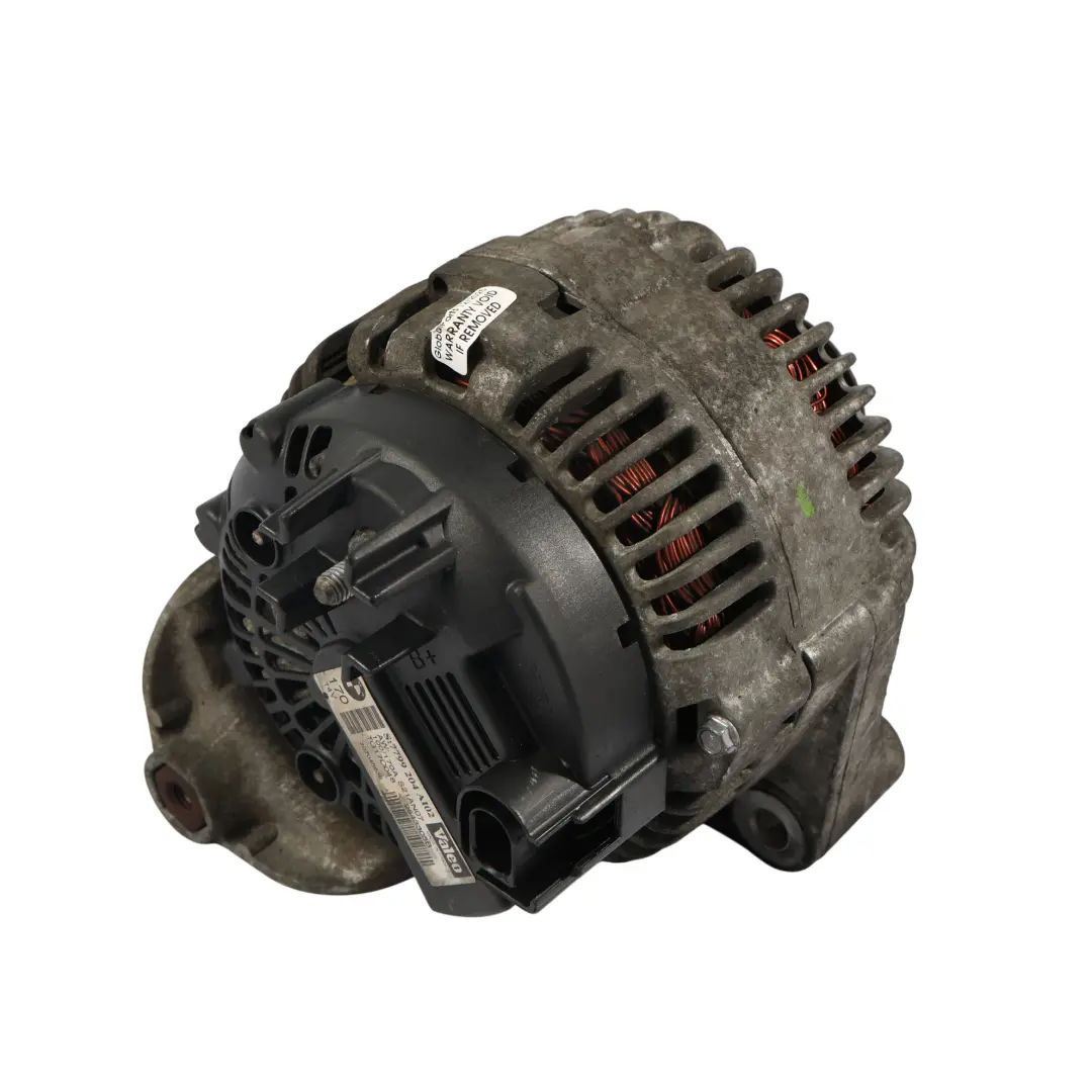 BMW er E90 E60 E61 E63 E64 E65 E83 LCI Alternador Generador VALEO 170A - SKU 7799204 - Número de pieza 7799204