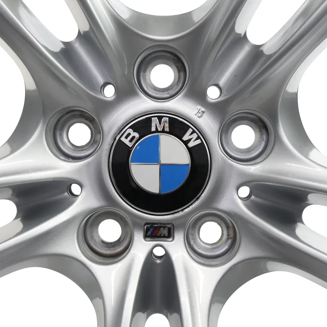 Hinten Felge Alufelge 20" 10J ET:41 M Doppelspeiche 303 für BMW F01 F07 GT mit Teilenummer 7841824 BMW F01 F07 GT Hinten Felge Alufelge 20" 10J ET:41 M Doppelspeiche 303 - SKU 7841824-1 - Teilenummer 7841824