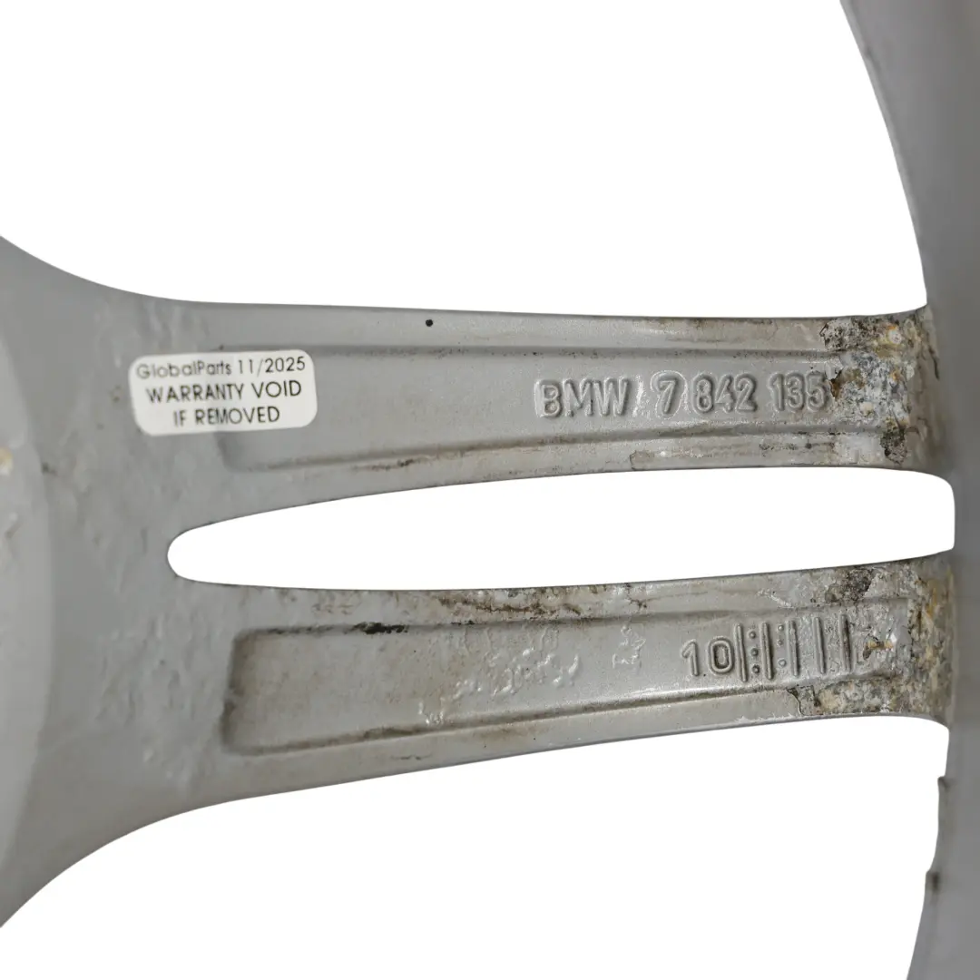 Przednia Srebrna Felga Aluminiowa 19" 8J ET:29 M 326 do BMW Z4 E89 o numerze 7842135 BMW Z4 E89 Przednia Srebrna Felga Aluminiowa 19" 8J ET:29 M 326 - SKU 7842135-1 - Numer Części 7842135